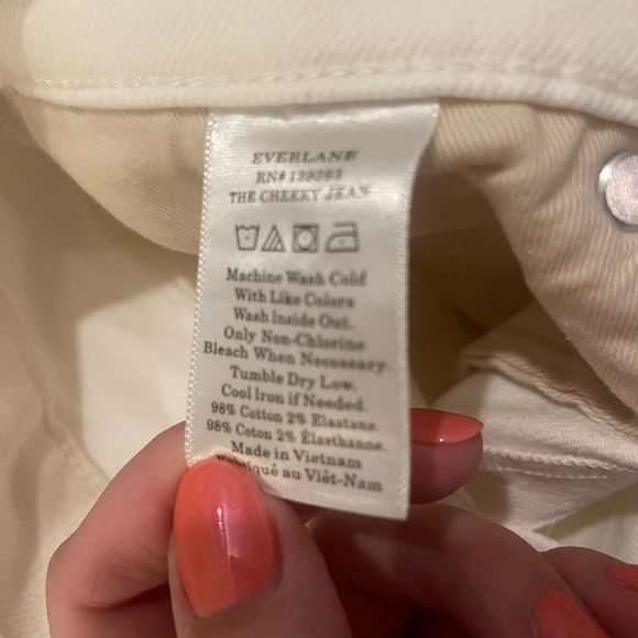 Everlane Cheeky Jean - Picture 3 of 4
